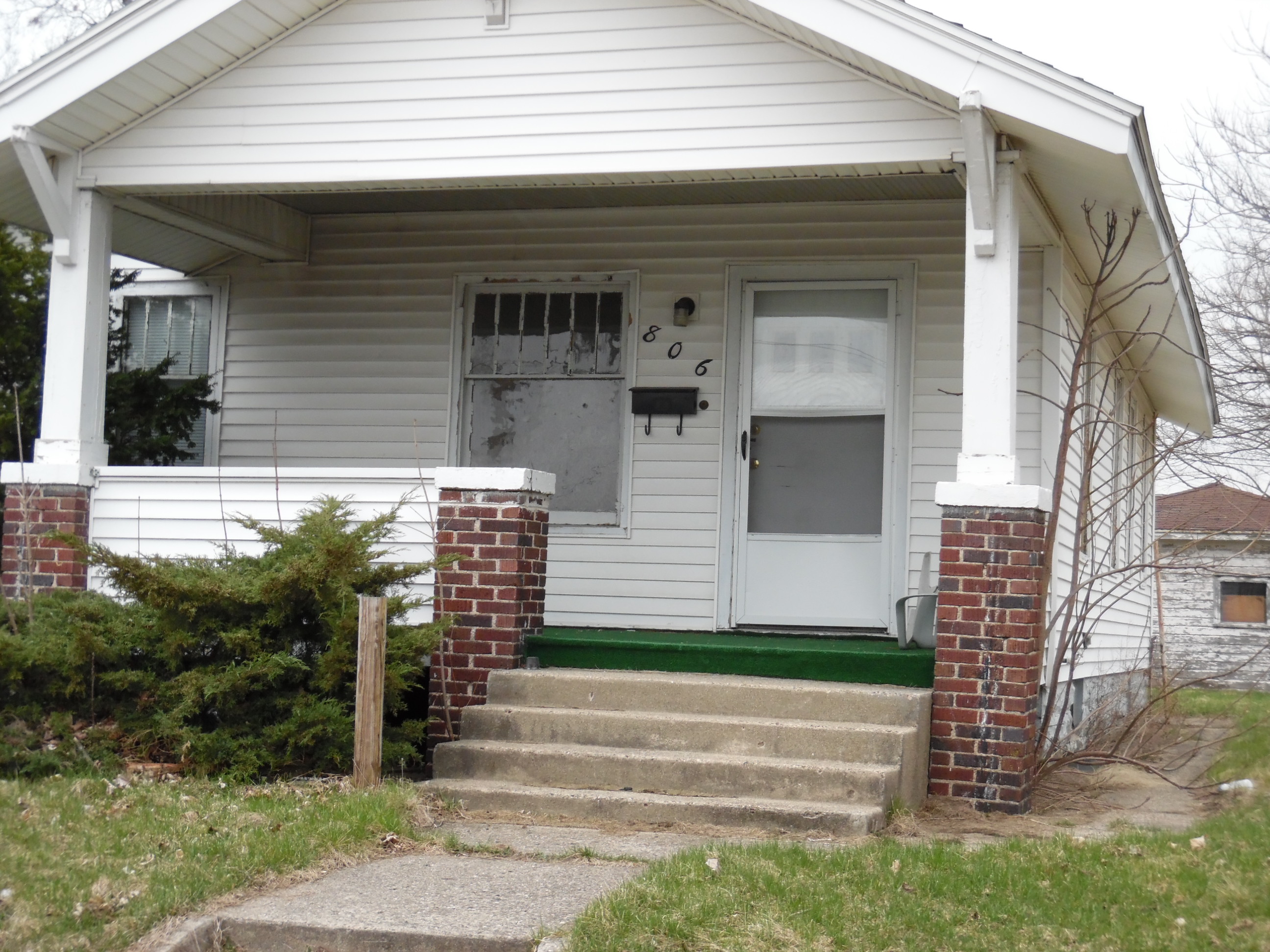 Property main image